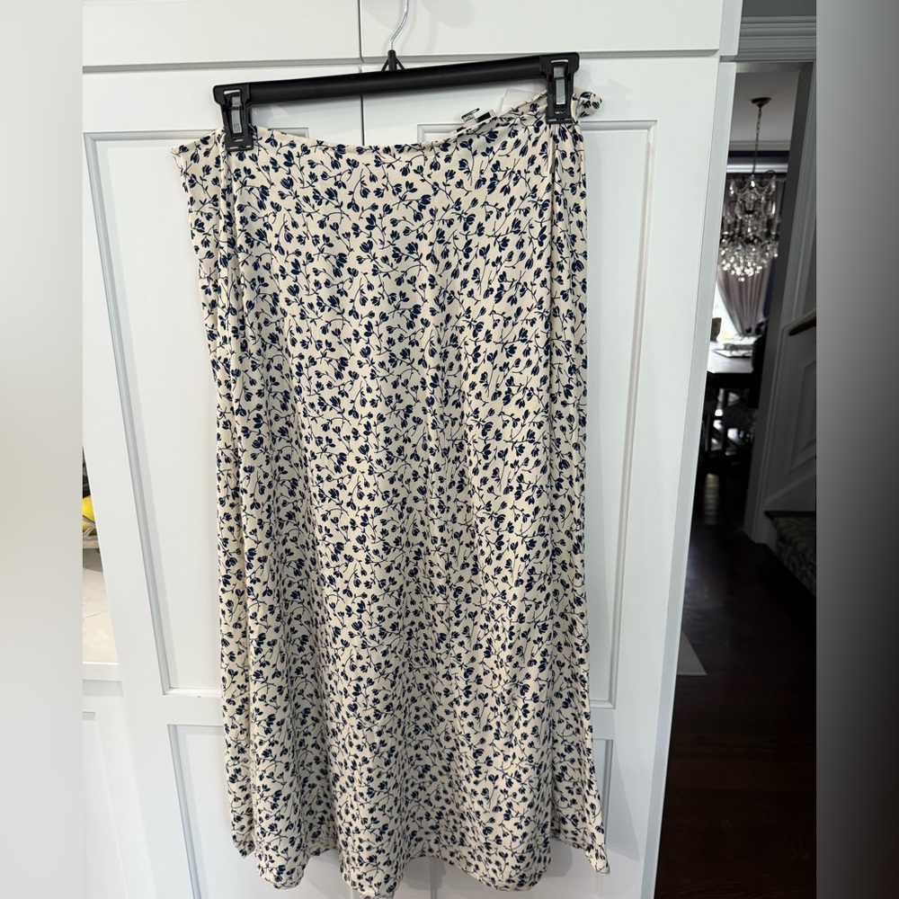 Reformation NEW Size 12 Zoe Floral Midi Skirt - Picture 2 of 8